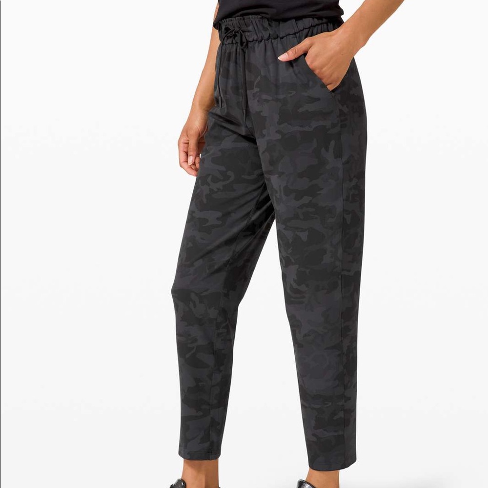 Lululemon Keep Moving Pant 7/8 High Rise